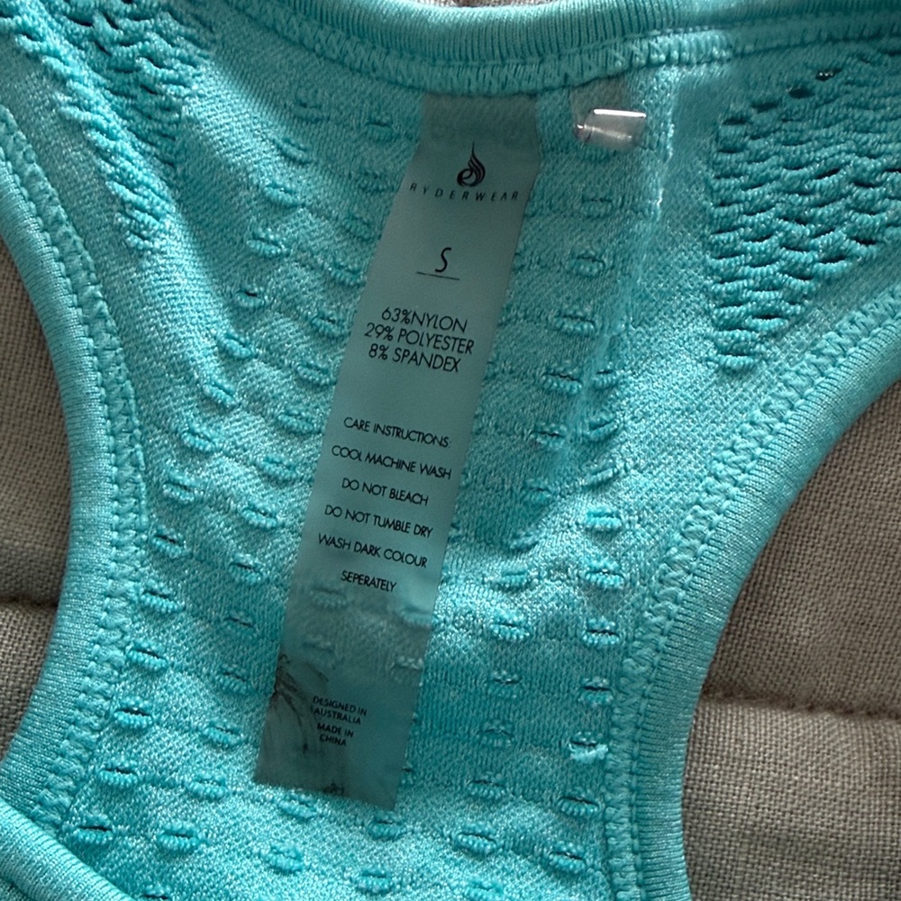 Ryderwear Aqua Seamless Workout Set Size Small | Sports Bra + Shorts NWOT - Picture 4 of 6